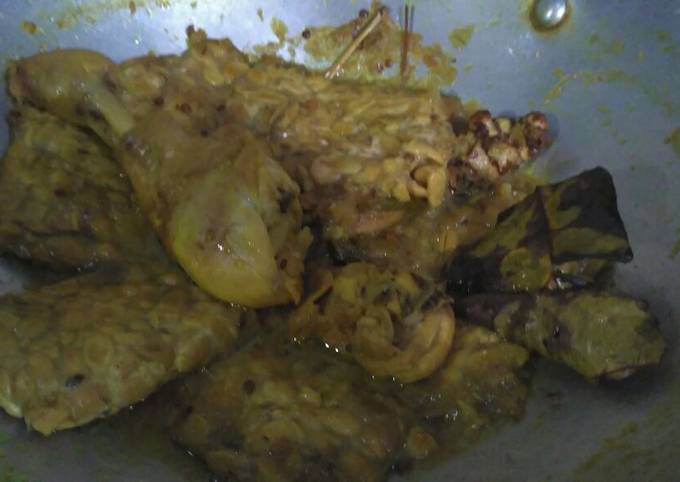 Tempe Ayam Goreng Jawa