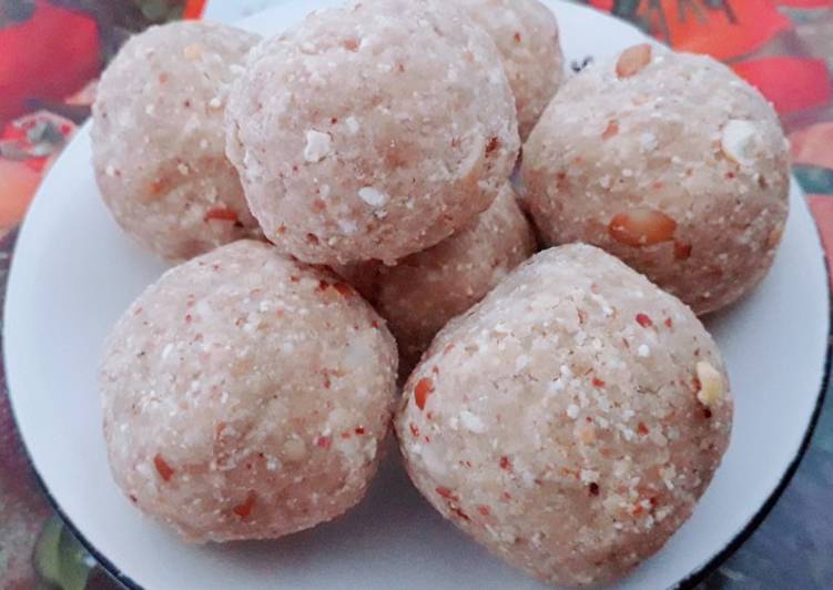 Recipe of Speedy Peanut ladoos