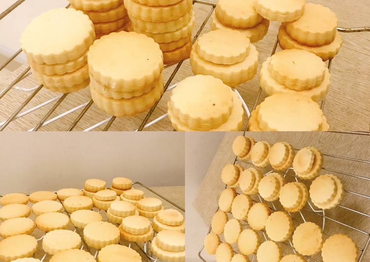 Recipe of Homemade Scottish shortbread cookies