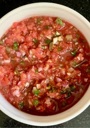 A picture of Mexican Tomato 🍅 Salsa.