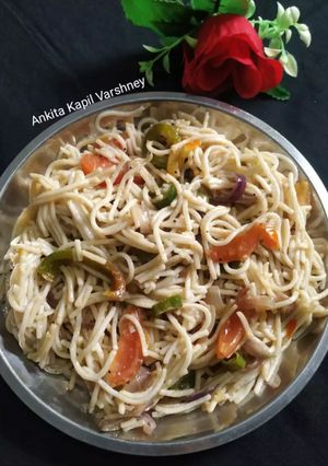 A picture of Chowmein.