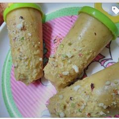 A picture of Mango Kesar Pista Kulfi.