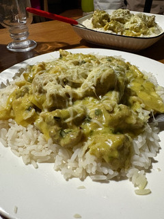 Una foto de Cerdo a la crema ~ En base de arroz 🍛 🍚