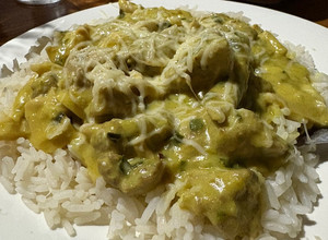 Una foto de Cerdo a la crema ~ En base de arroz 🍛 🍚
