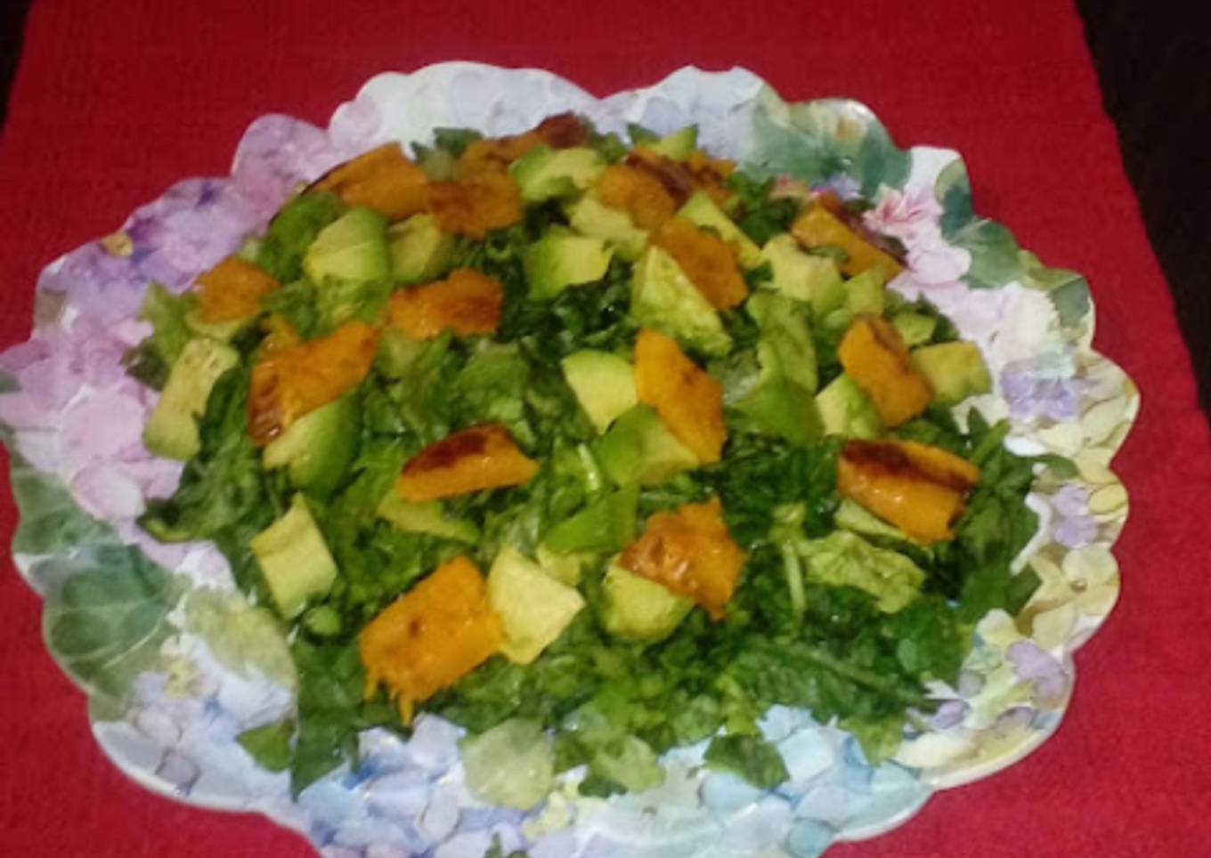 Ensalada de Palta Espinacas y Calabaza