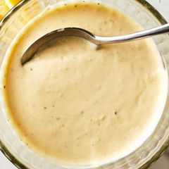 A picture of Caesar Salad Dressing.