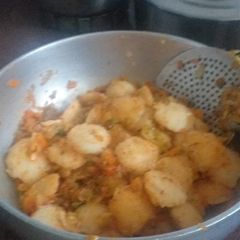 A picture of Veg small idlies.