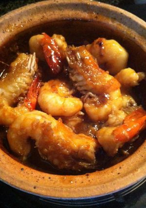 Hình của món Tôm rim nước trà.