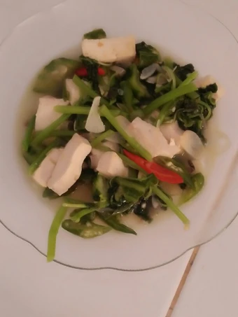 Langkah Gampang Membikin Resep Tumis tahu_bayem_gambas yang Enak Banget Anti Ribet, Bikin Ngiler