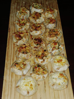 Una foto de Canastitas de pechugas de pollo y verduras