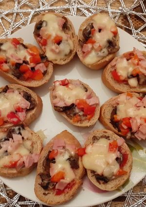Zdjęcie przepisu Mini pizzerynki 🍕.
