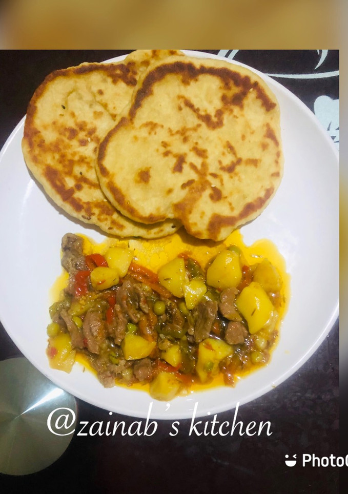 A picture of Bazlama flat bread.