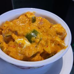 A picture of Tandoori style paneer.