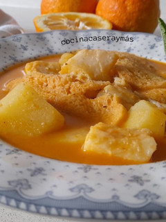 Una foto de Sopas cachorreñas -con bacalao y naranja amarga-