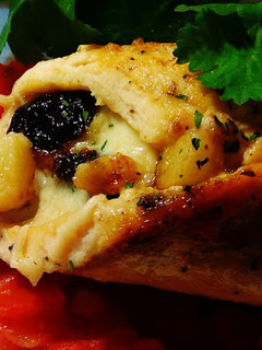Una foto de Pechugas rellenas de Manzana