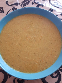 Una foto de Puré de verduras con pollo