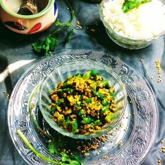 A picture of Mustard green chilli.