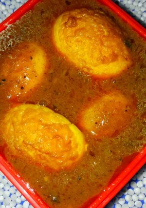 A picture of Egg korma.