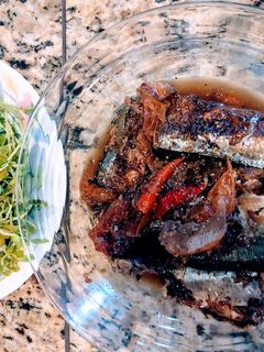 Hình của món Mackerel Pike (Cá Thu Pike) kho nước dừa.