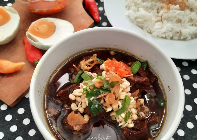 5 Alasan Mengapa Resep Rawon Daging Ini Sungguh Luar Biasa!