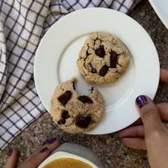 Una foto de Galletas con chispas de chocolate keto
