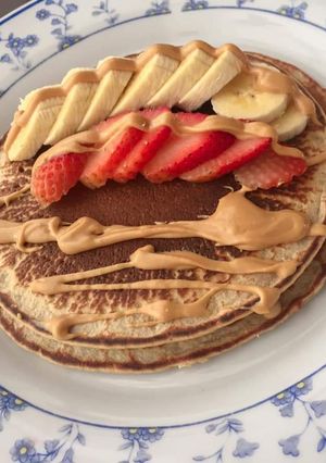 Una foto de Delicioso desayuno (pancakes de avena)