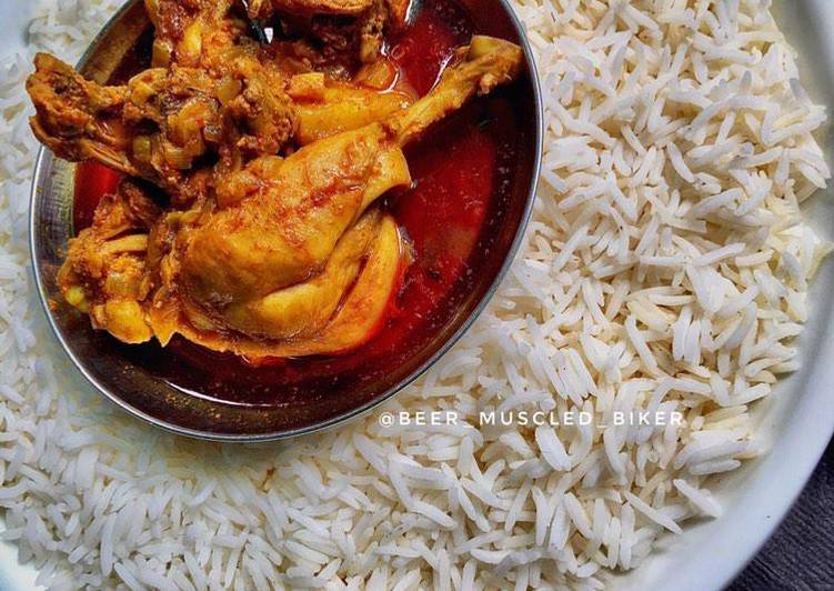 Homemade chicken curry with rice