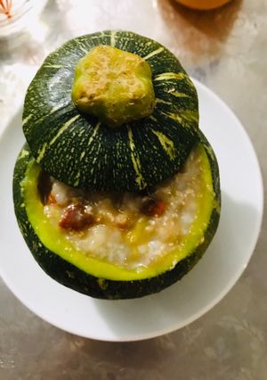 Hình của món Cháo thịt bò bí ngô non mix kỉ tử.
