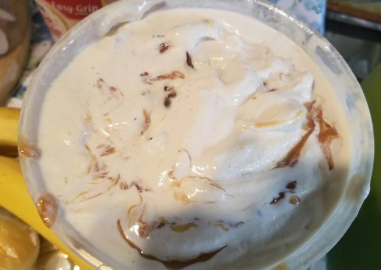 Recipe: Yummy Butter pecan ice cream with caramel