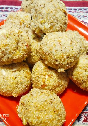 A picture of Suji (semolina) Laddoo.