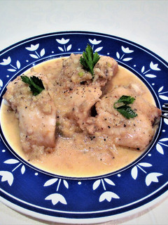 Una foto de Lomos de bacalao frescoen salsa a la pimienta