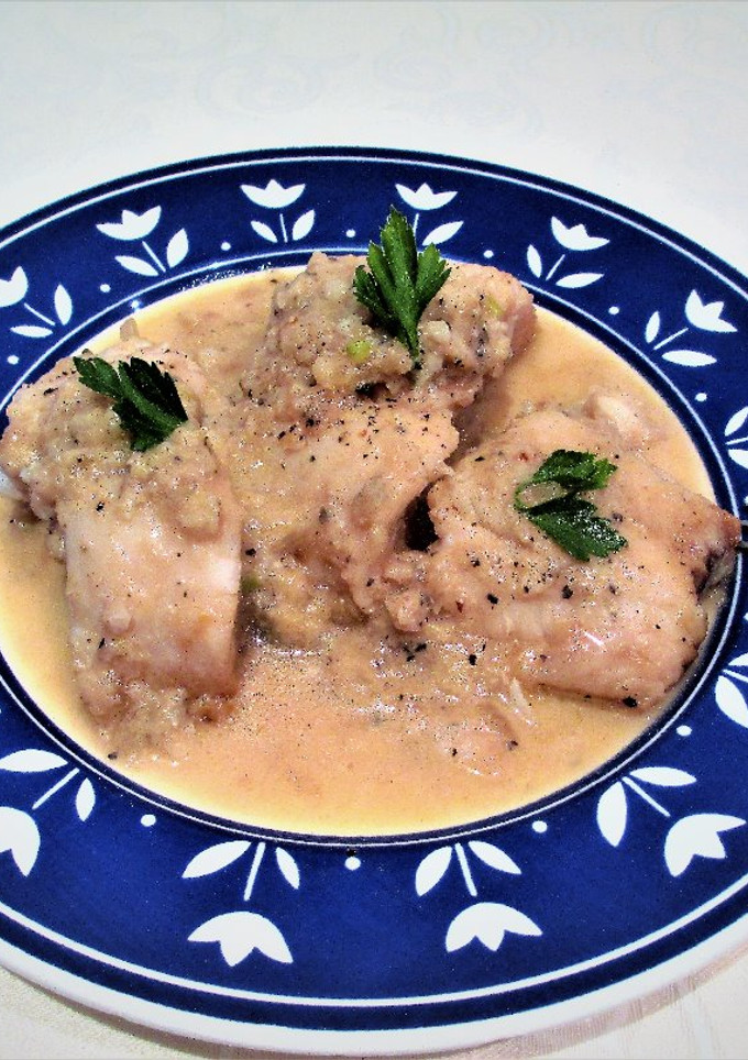 Una foto de Lomos de bacalao frescoen salsa a la pimienta