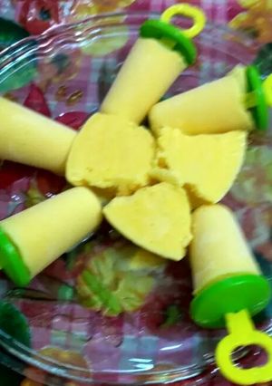 A picture of Mango Ice Cream.