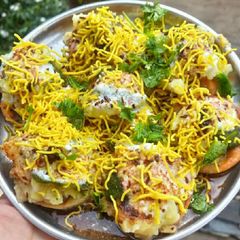 A picture of Papri chaat .