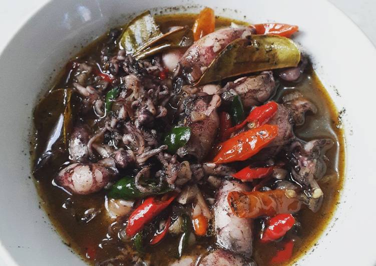 Resep Cumi Masak Hitam oleh Disty's Kitchen - Cookpad