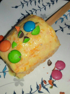 गाजर कुल्फी (Carrot kulfi recipe in hindi) रेसिपी मुख्य फोटो