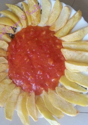 A picture of Tomato sauce,# author Marathon contest.