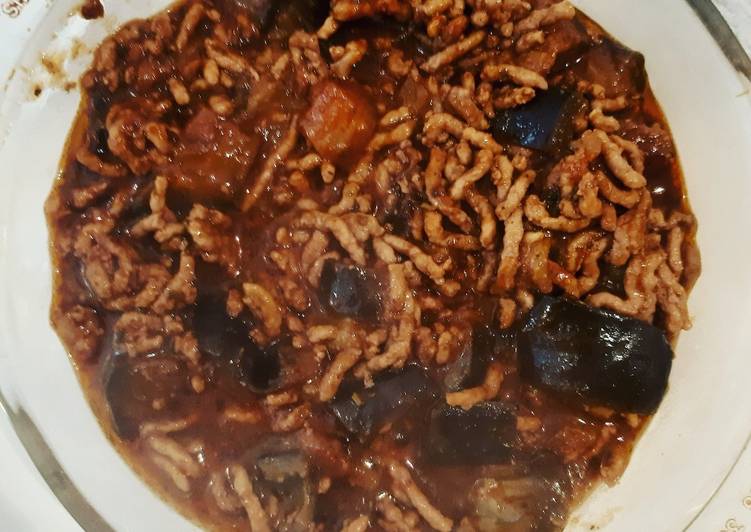 How to Prepare Quick Eggplant and Minced meat in choco-tomatoe sauce