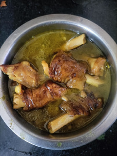 பாயா சூப்(paya soup recipe in tamil) செய்முறை முக்கிய புகைப்படம்