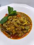 Habas tiernas con ajo morcilla