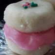 Vanilla mini cookies with strawberry icing