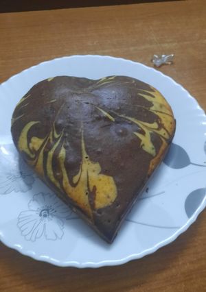 A picture of Cocoa & Vanilla Tea Cake.