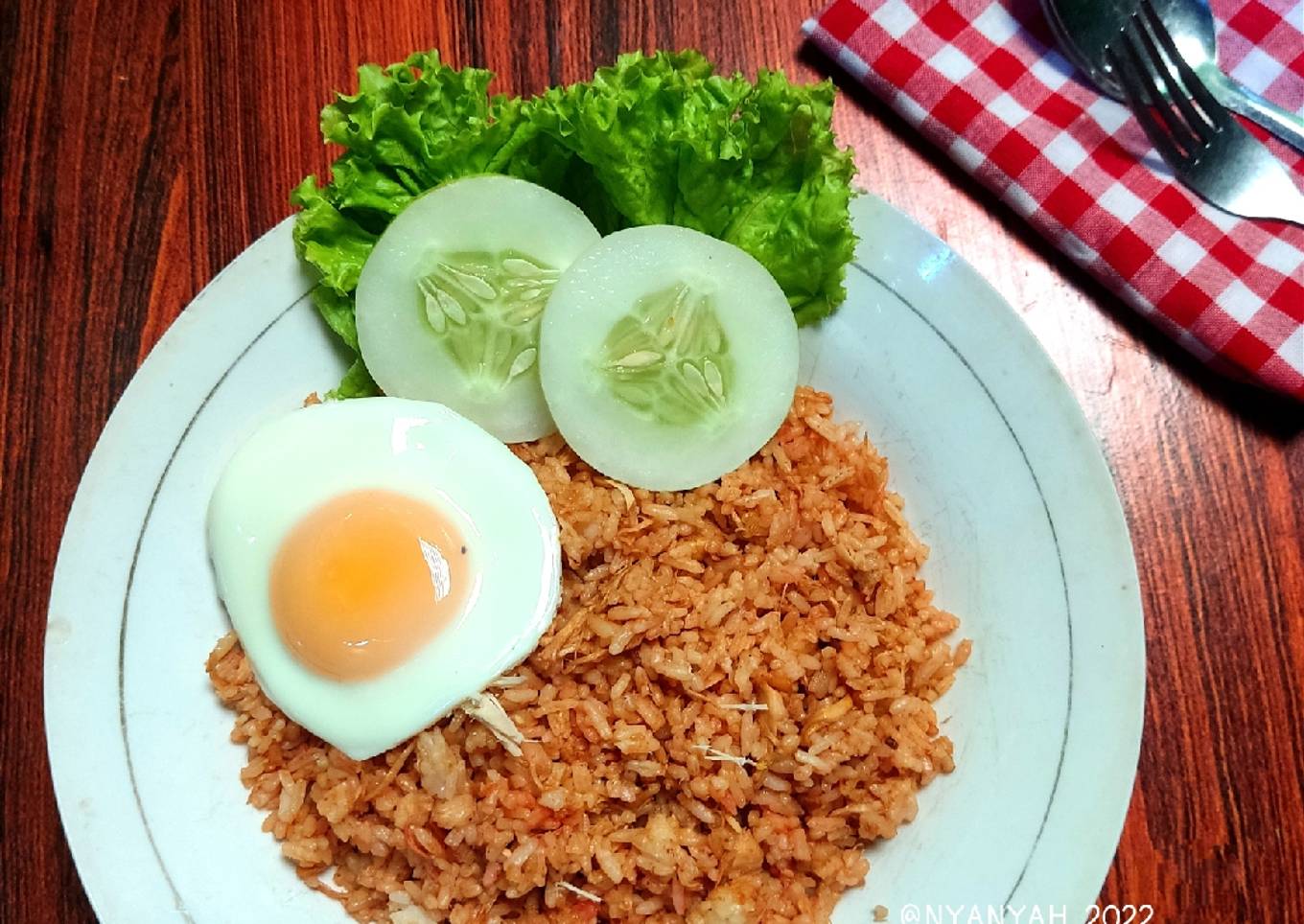 Nasi goreng ayam suwir