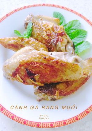 Hình của món Cánh gà rang muối.