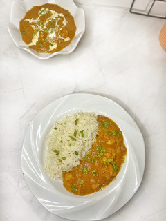 A picture of Butter chicken.
