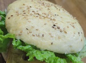 Una foto de Pan de papa, para hamburguesas o panchos 🍔♡