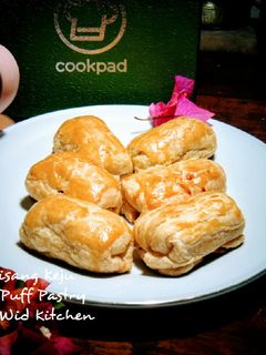 Foto resep Bolen Pisang Keju dengan Puff Pastry