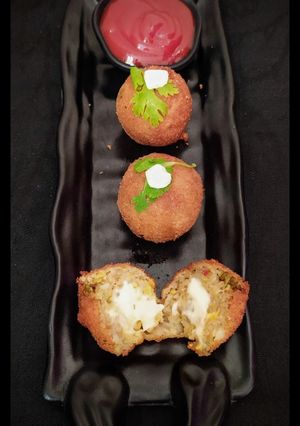 A picture of Corn Cheese ball.