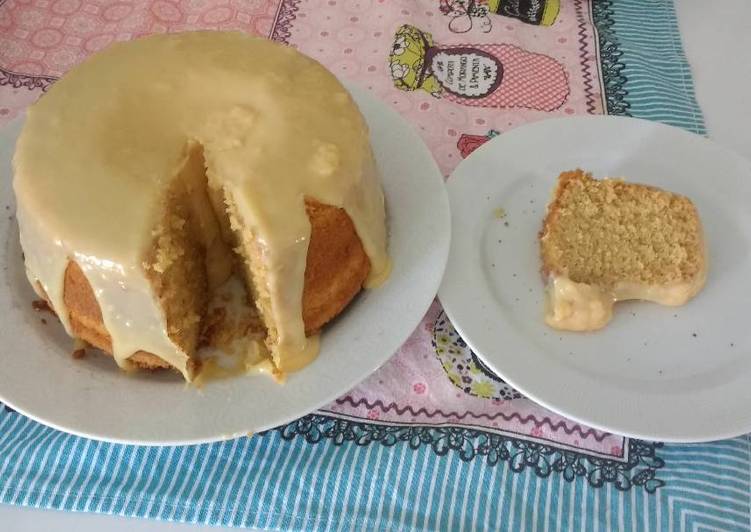 Bolo de laranja com casca
