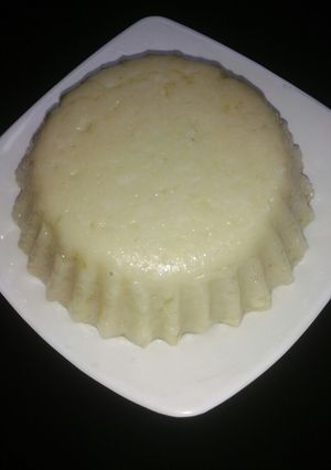 A picture of Tuwo shinkafa (new method).
